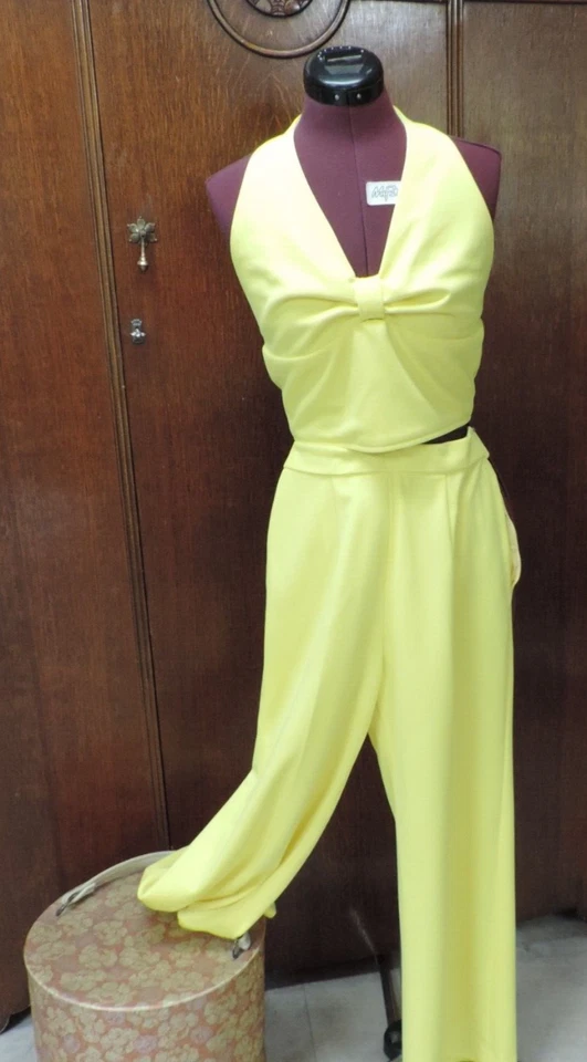 1970s 4 Piece Yellow Wide Leg Knit Pants/Overblouse/Halter Top/Belt B33 W26 - Image 2 of 4