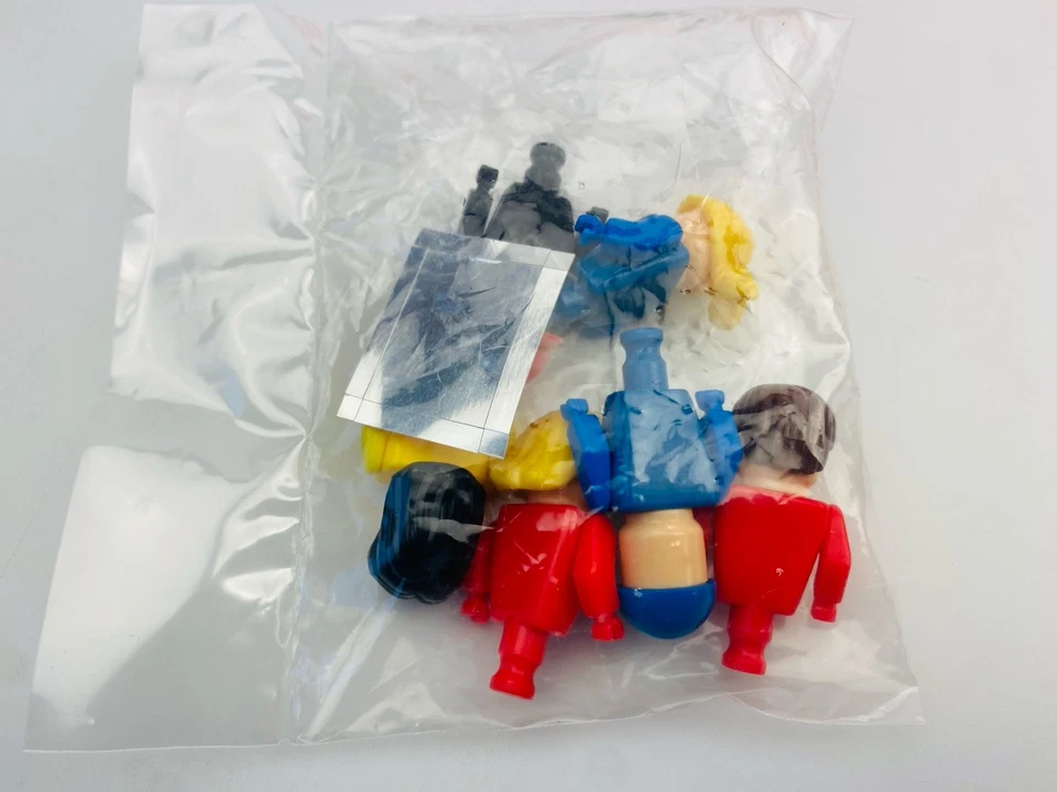 NEW K’NEX / Knex Screamin’ Serpent Coaster Cars w/People (No Decals) – Parts - Image 4 of 4