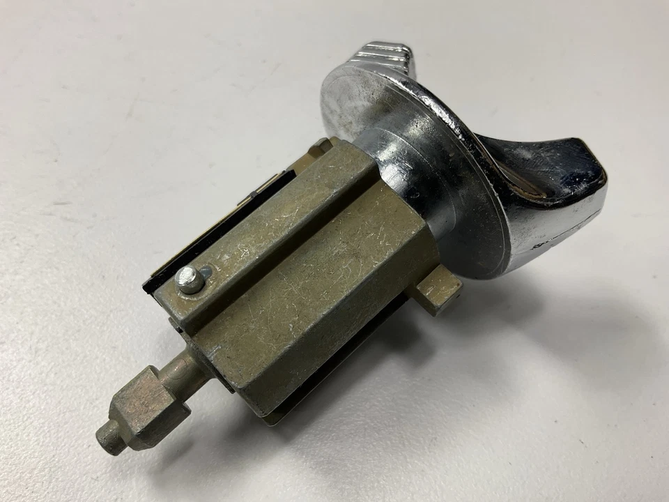 Cilindro y llaves de bloqueo de encendido Kemparts UL7V Foto 2 de 4