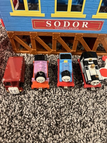 Thomas and Friends Take Along Sodor Ponte Coperto Play Set La Grande Corsa 2007 - Foto 6 di 12
