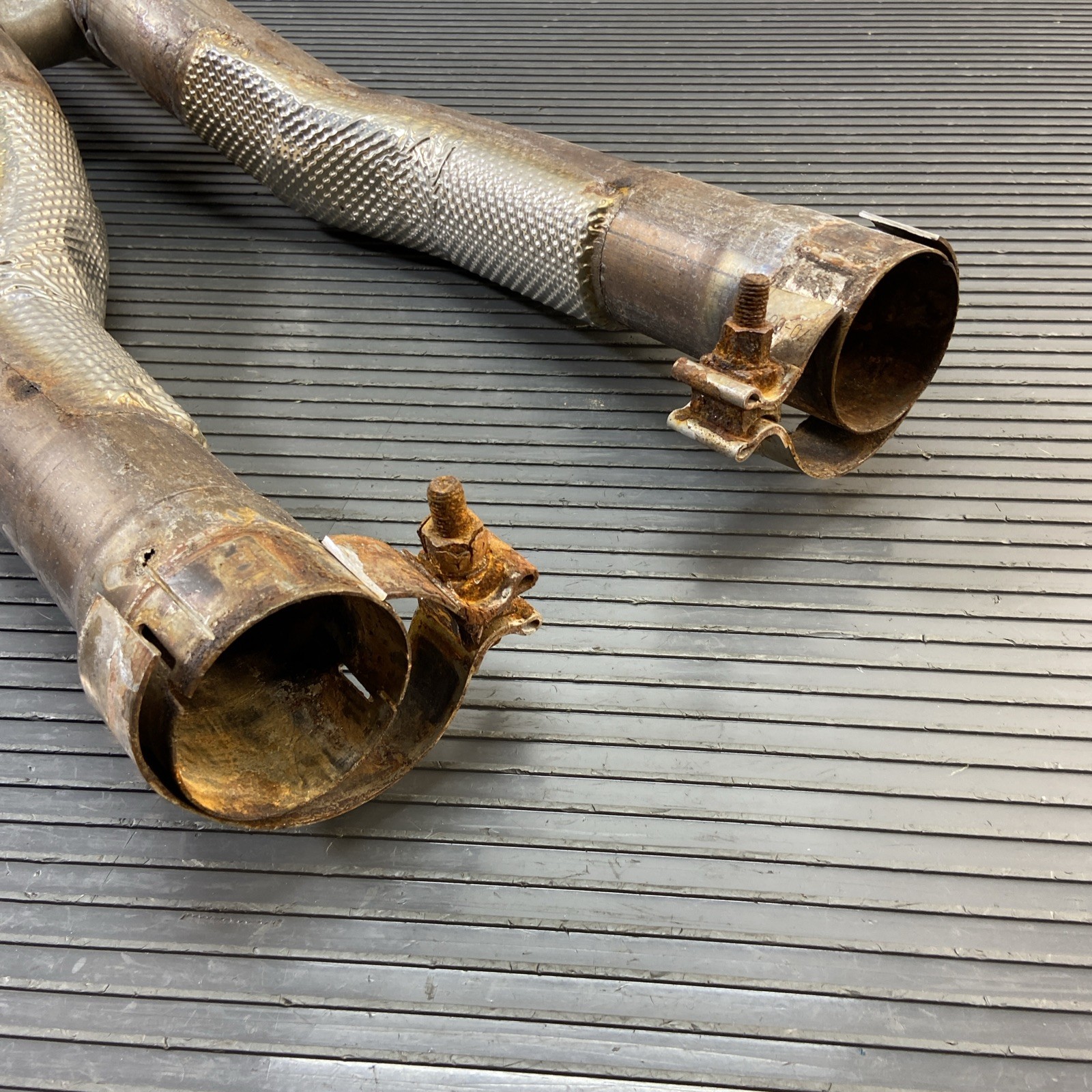 2018-2020 Ferrari Portofino F164 Exhaust Middle Pipe 760982 10k Miles OEM
