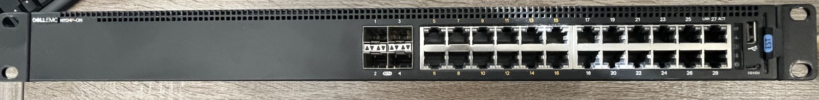 Dell EMC Networking N1124P-ON Switch Managed 24 Porte PoE+ 4 SFP+ Gigabit Rack