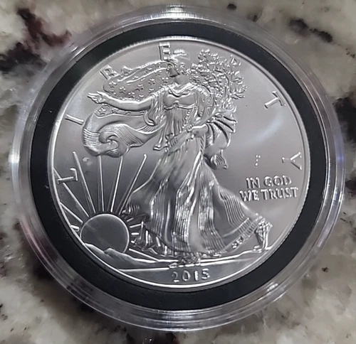 2015 American Silver Eagle Uncirculated 1oz .999 Fine Silver (D-16)