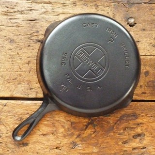 Vintage GRISWOLD Cast Iron SKILLET Frying Pan # 7 LARGE BLOCK LOGO Ironspoon