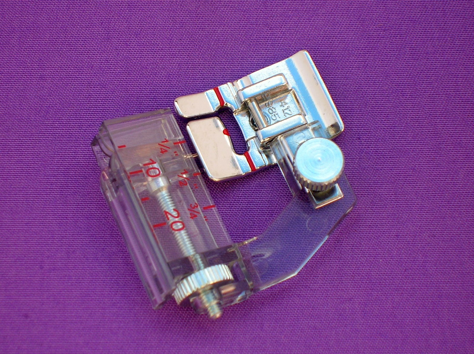 BIAS BINDING FOOT TO FIT GROUP 17 HUSQVARNA VIKING MACHINES 4129850