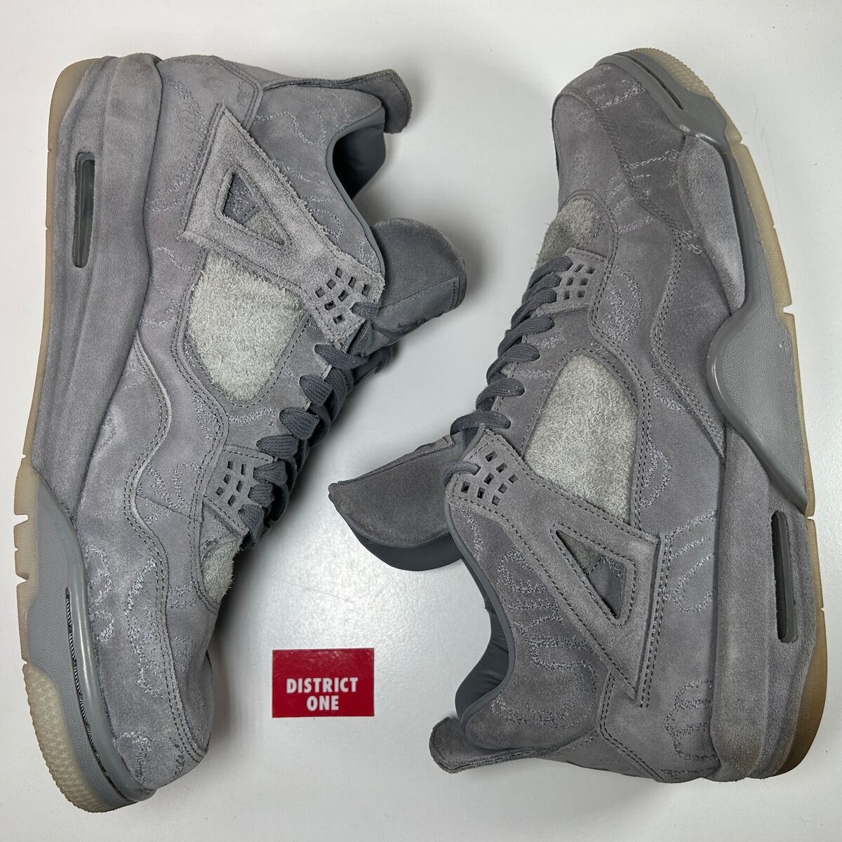KAWS x Air Jordan 4 Retro Cool Grey 2017 - Size 14 - 930155 KAWS x Air Jordan 4 Retro Cool Grey 2017 - Size 14 - 930155