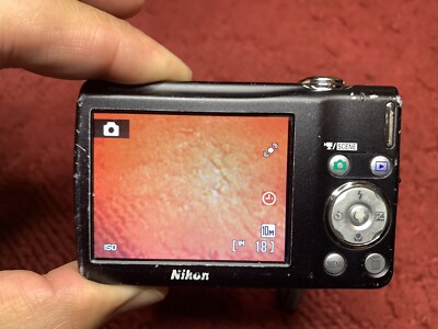 Nikon COOLPIX S220 10.0MP Digital Camera - Black *Tested* NO