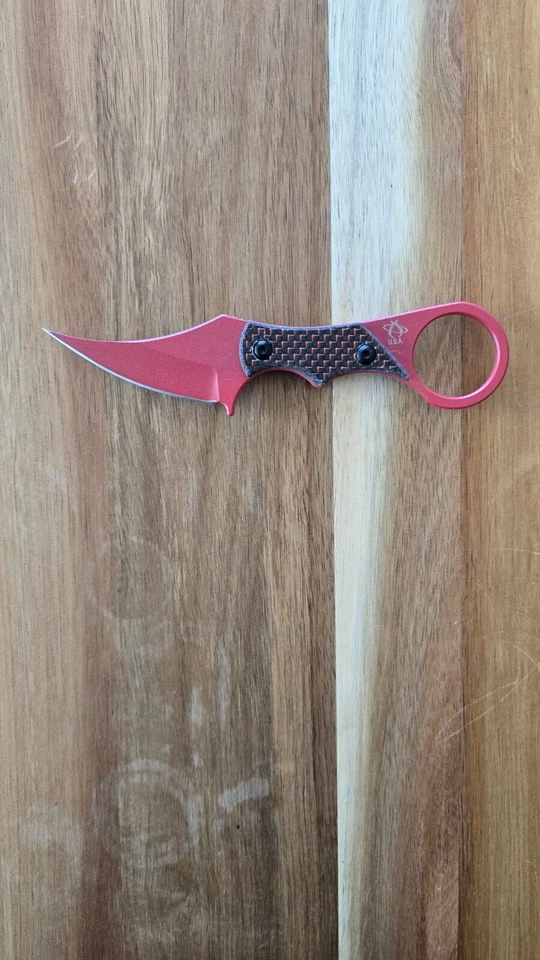 Cuchillos Mantis - Rojo Lavado a la Piedra Karambit Sabot IV Hecho en EE. UU. Acero m390 Foto 3 de 4