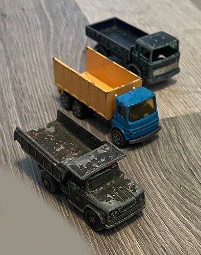Konvolut Miniaturen ca. 1:64 Kipper Trucks ( Corgi , Lesney )