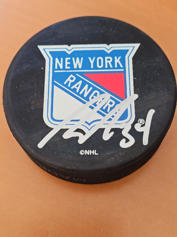 Peter Popovic signed puck Autographed NY Rangers New York