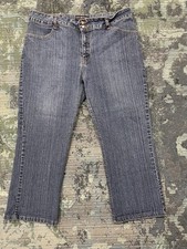 Halston Jeans Stretch Size 14 Crop Style Super Comfortable two pocket design