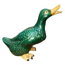 VTG Majolica Green Duck Pottery Statue Figurine 10  T 13  L 6.5  W Bird