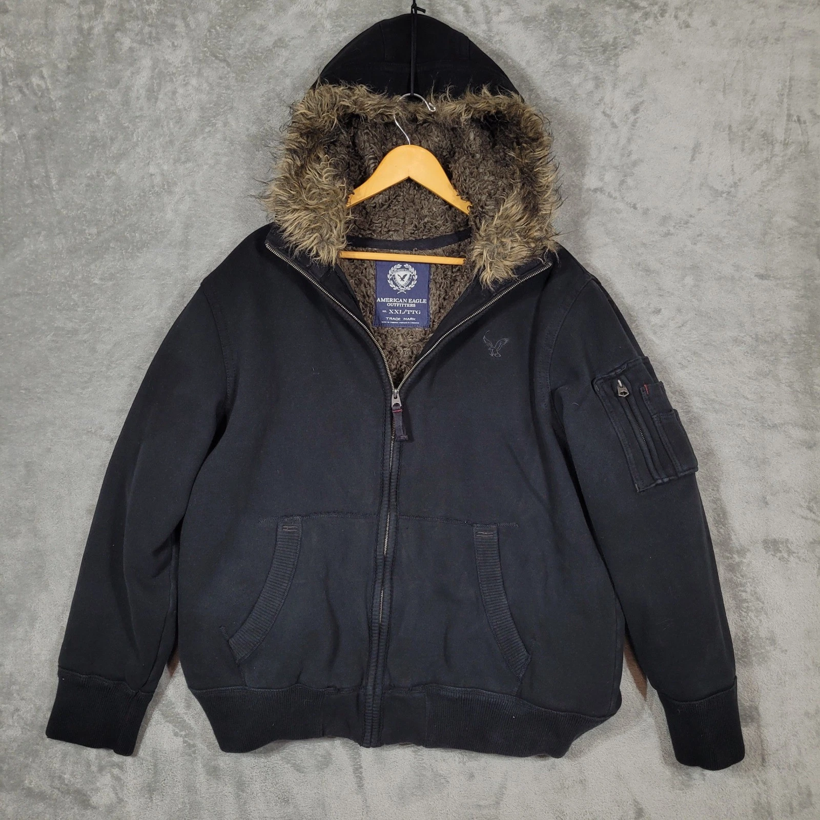 Vintage American Eagle Hoodie Mens 2XL Sherpa Lined Zip Faux Fur Grunge Y2K
Opens in a new window or