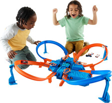 Hot Wheels Track Set Car with 1 Vehicle