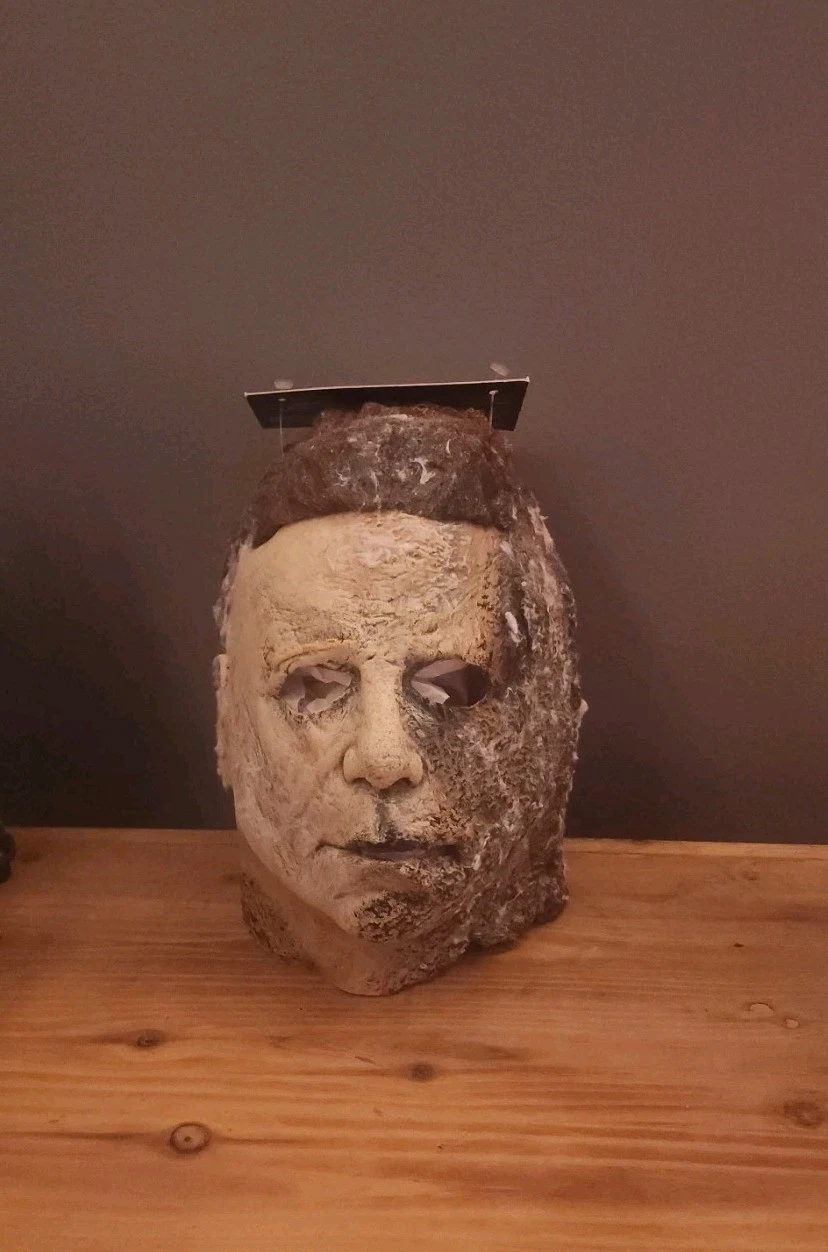 Halloween Ends Trick or Treat Studios Michael Myers Mask NEW