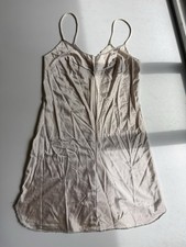 VTG Vanity Fair Women  s Nylon Full Slip 30/XS Lingerie Coquette Fairy Romantic