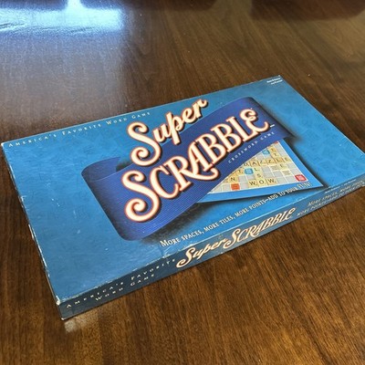 Hasbro Super Scrabble Crossword Board Game 2004 #1079 Complete EUC Vintage