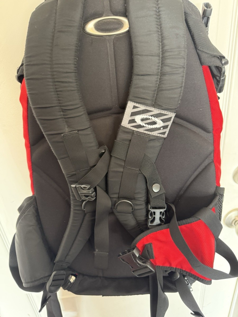 Oakley Vintage Software Pack 2 Backpack Red | eBay