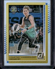 2025 Donruss WNBA #34 Courtney Vandersloot Holo Pal's Sports Cards