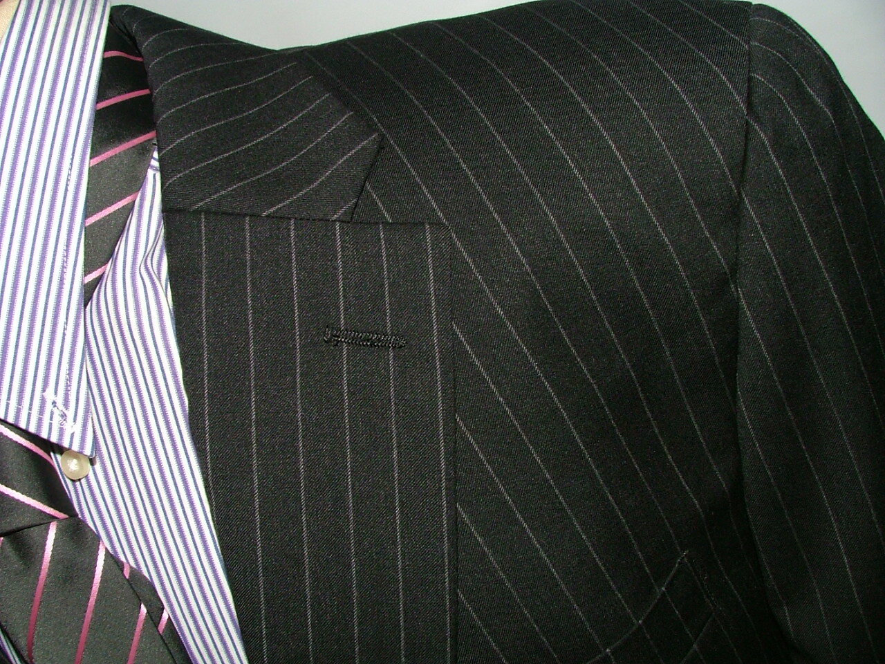Picture 3 of 10