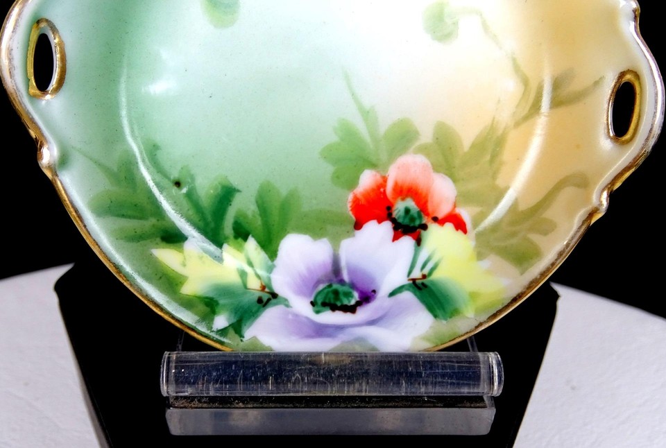 Nippon Japan Porcelain Poppies Antique 3 5/8" Handled Trinket Dish 1911