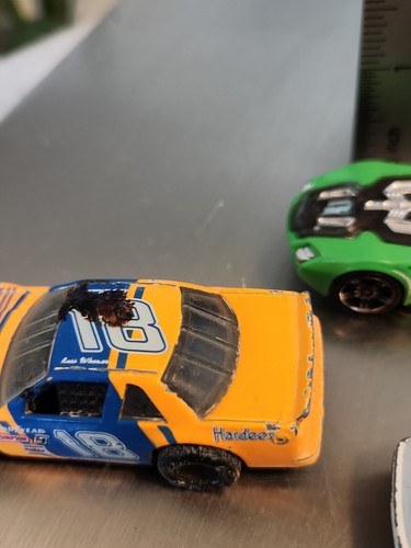 3 Matchbox 1990 Chevy Lumina Hardees Orange #18 Needs #6 Valvoline #9 Nerve Hame - Picture 3 of 8