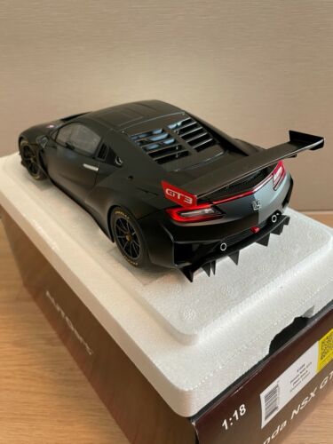 AUTOart Honda NSX GT3 2018 Matte Black 1/18 Scale Die Cast Model Car 81899 - Picture 3 of 12