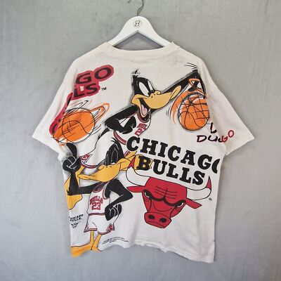 Chicago Bulls Looney Tunes T-Shirt XL White Vintage 1993 All Over