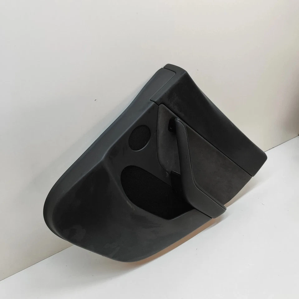TESLA MODEL Y Türverkleidung hinten rechts 1697297-01-D Elektrizität 2021 305606 - Bild 3 von 4