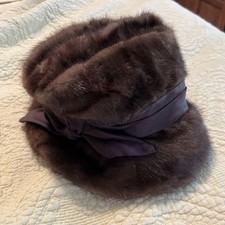 Vintage Brown Fur Mink Ladies Hat w/Bow Designed By Lora Tag Very Good Condition