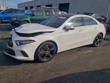 Driver Headlight 177 Type LED Without Adaptive Fits 19-22 A-CLASS 586068