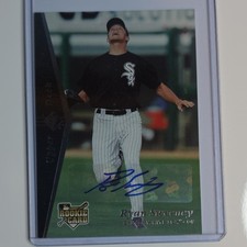 upper deck 2007 sp rookie edition ryan sweeney #156 autographed card. rookie card picture