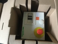 Schneider DE1KS217A37 Leergeh&auml;use f&uuml;r DOL Starter - Not-Aus.