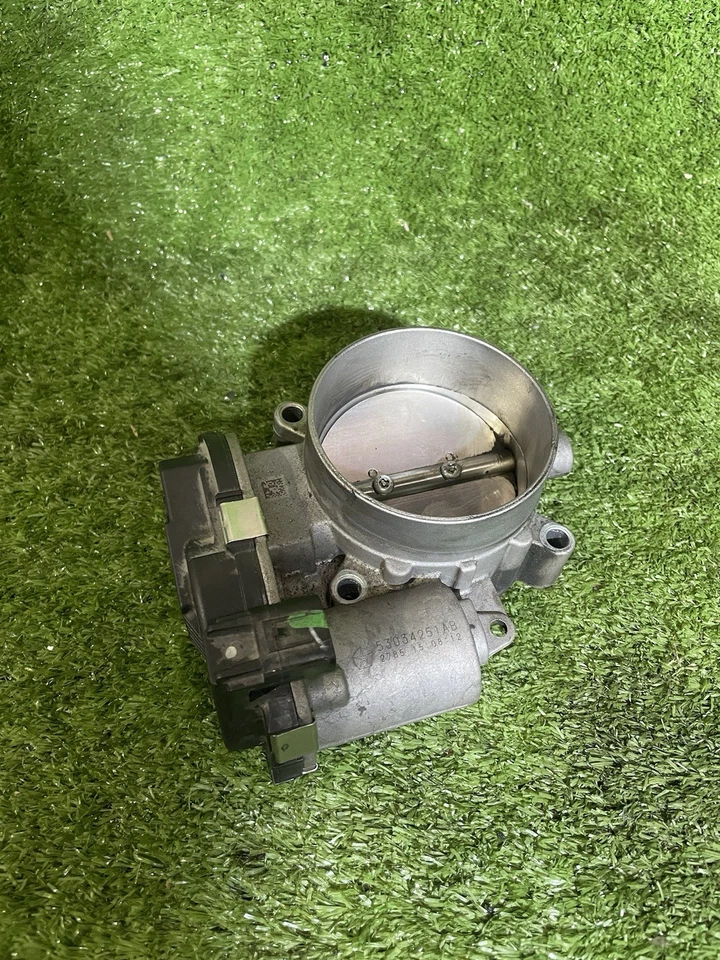 Dodge Charger Challenger Ram 5,7 L 6,4 L Hemi 2013-2018 carrocería del acelerador 53034251AB Foto 2 de 4