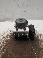 2014-2015 Nissan Sentra Abs Pump Cvt Sv Oem 1401166