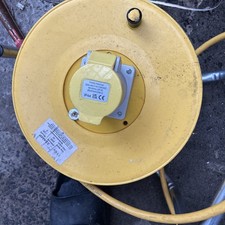 Connexion 20m Cable Reel 110V 32A Socket 4mm Heavy-Duty Extension Reel