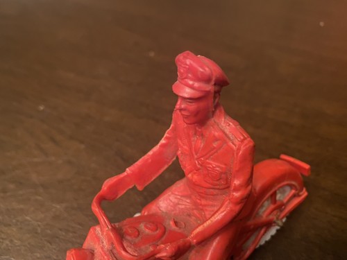 Auburn Rubber 530 RED Police Motorcycle Large 6” w Cop Rider - 1950’s Vintage - Picture 2 of 6