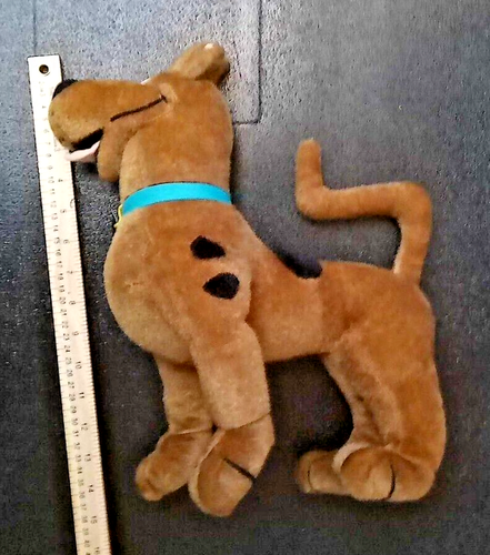 Vintage Scooby Doo 10” Plush Hanna Barbera Stuffed Animal Toy 2002 Soft!