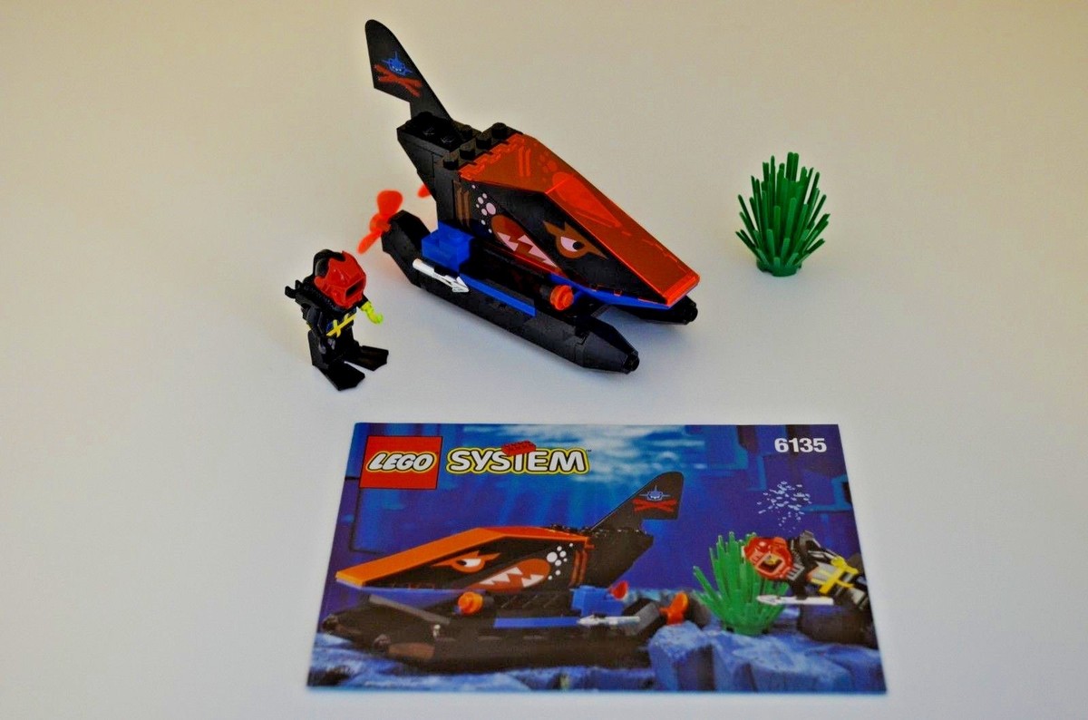 Lego Aquasharks Set Number 6135, Spy Shark, Produced in 1996