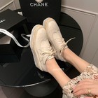 Foto 10 di 18