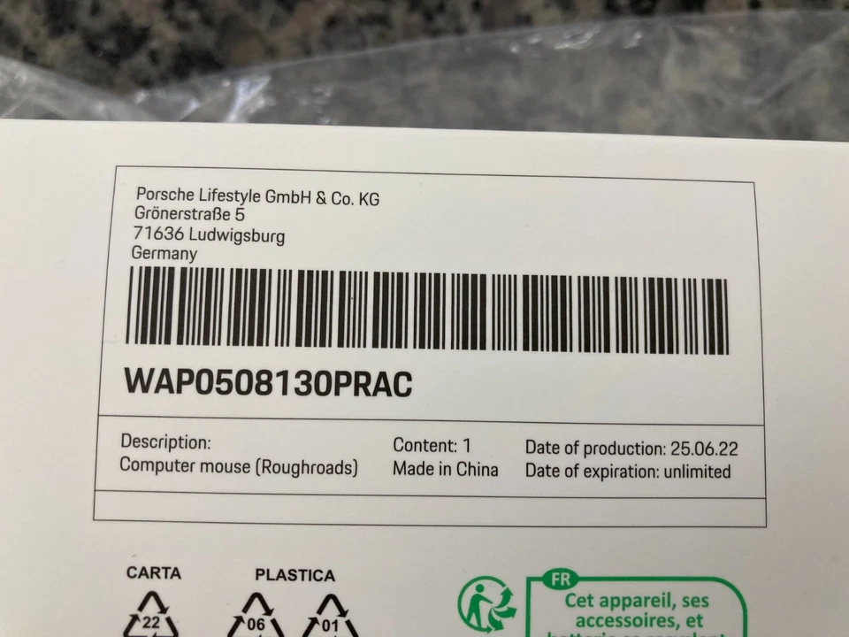 PORSCHE DESIGN NEW AND UNUSED WIRELESS ROUGHROADS 911 DESIGN COMPUTER MOUSE. NIB - Image 3 of 4