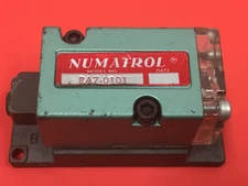 Numatrol - P/N: RA7-0101 - Numatics Relay Valve W/ Base 1/8” Brass Air Fittings 