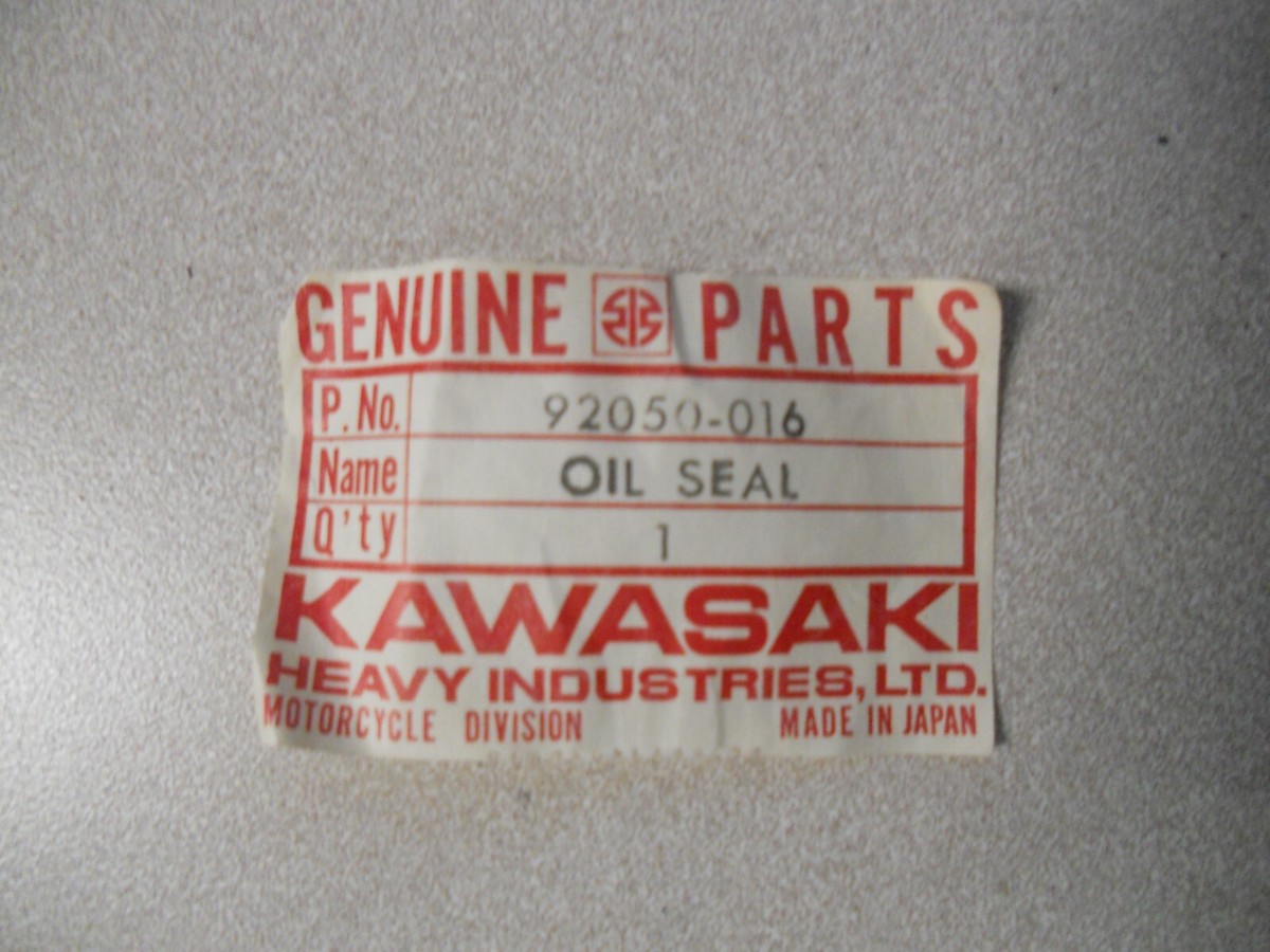 NOS Kawasaki Seal 1966-1971 A1 1967-1971 A1SS/A7/A7SS 92050-016 | eBay