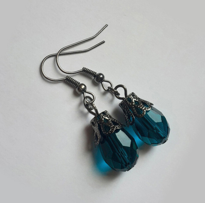 Teal Green Crystal Teardrop Drop Dangle Gunmetal Earrings