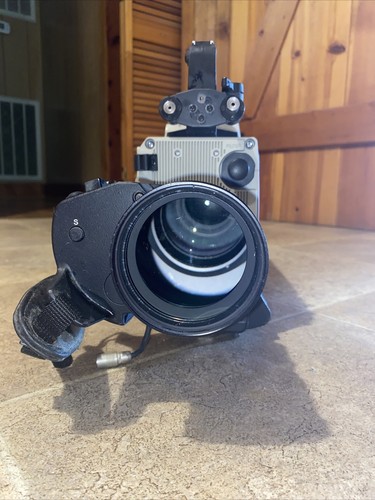 Sony DXC-M7 Video Camera with Fujinon TV-Z Lens - Picture 6 of 6