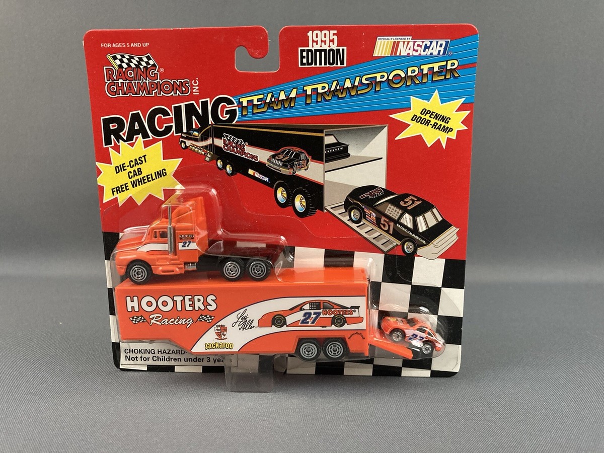 Racing Champions 1995 Hooters Racing Team Transporter #27 Loy
