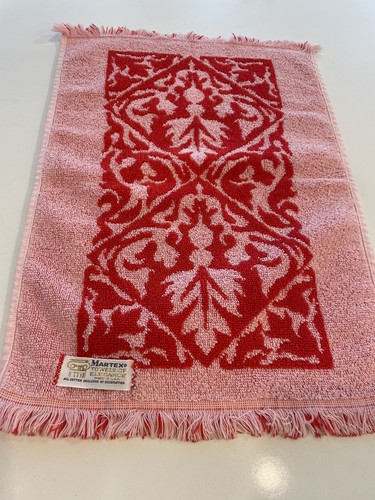 Vintage Martex Cotton Terry Hand Towel Floral Red Pink Reversible - Picture 7 of 8