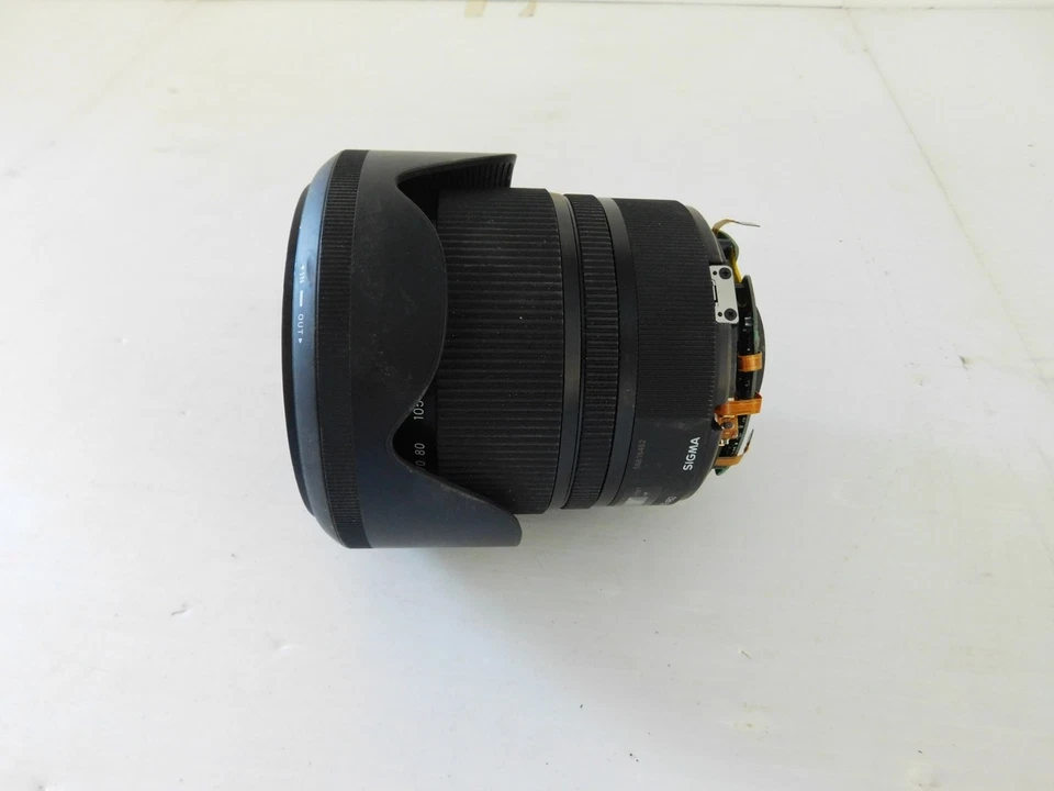 SIGMA 24-105MM 1:4 DG LENS (PQY167) - Image 2 of 4