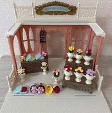 Sylvanian Families Calico Critters  Blooming Flower Shop Town Series No Box