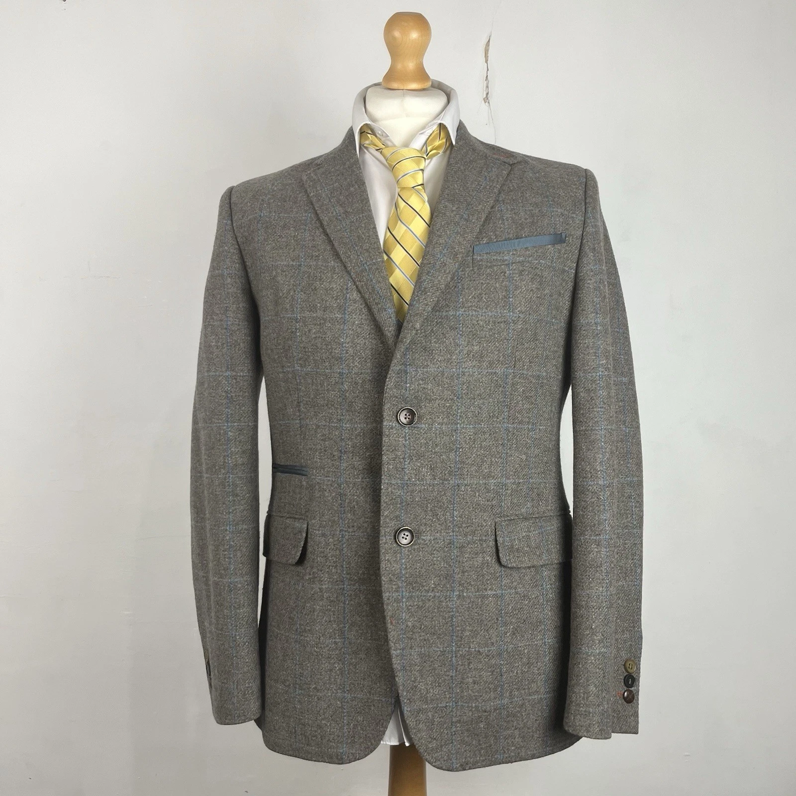 Ted Baker Tight Lines Blazer Jacket Men's 40R Light Grey Check Tweed Like Sports
